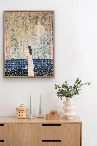 Lady by the sea thumbnail 4
